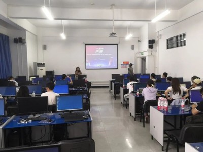 軟件杯 | 蒼穹校園行——西華大學專場沙龍圓滿落幕，聚焦教育軟件開發(fā)新趨勢